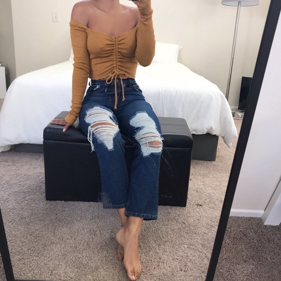 Tops - Mustard ruched crop long sleeve NWT